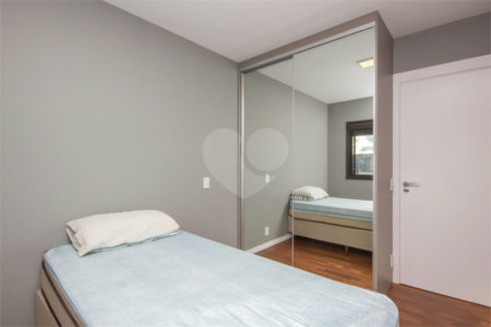 Apartamento à Venda na Vila Mariana com 163m², 3 Suítes e Varanda Gourmet