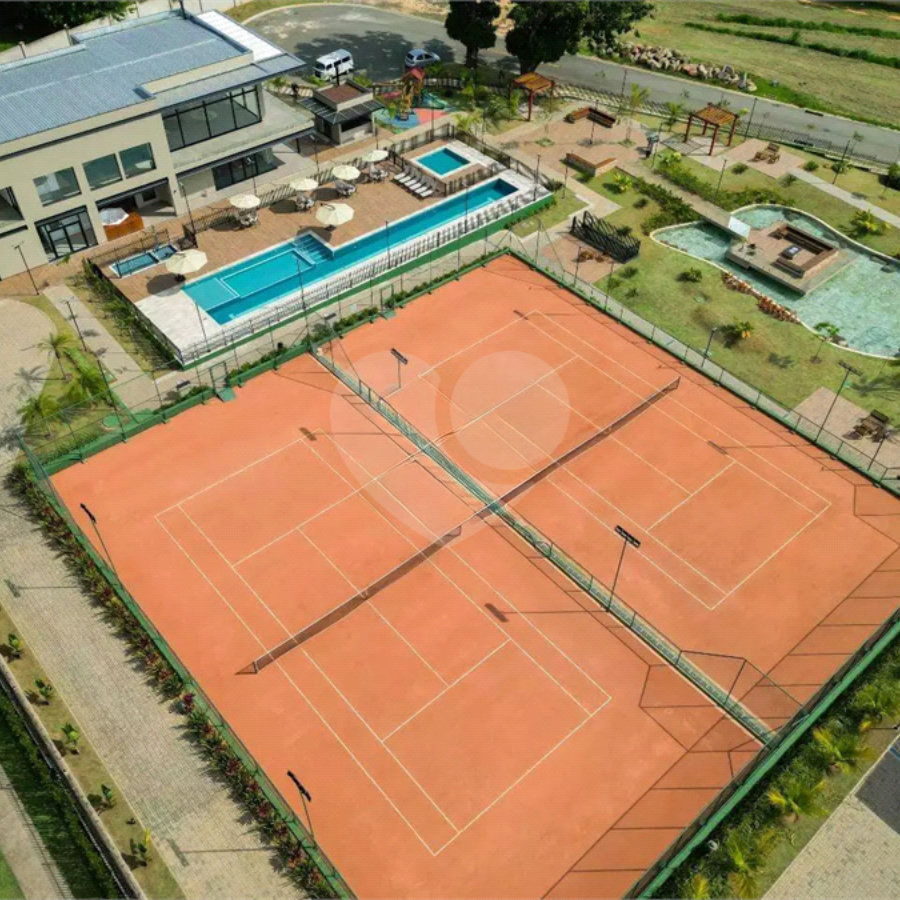 Terreno Residencial de 1.154,32 m² / Reserva Petrus