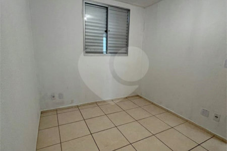 Apartamento no Condomínio Monte Everest.