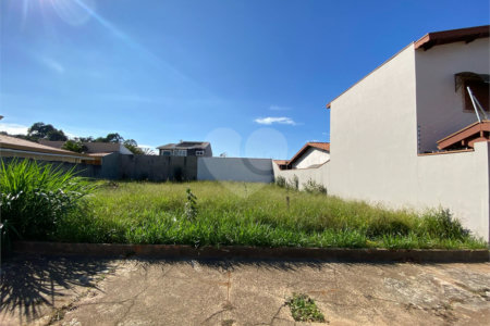 Terreno a venda no Parque dos Timburis