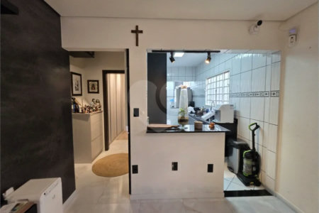 Casa térrea 3 dormitórios com piscina e área Gourmet à venda São Carlos