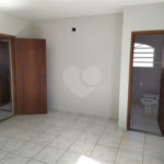 Casa à Venda no Jardim Macarengo,