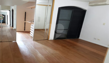 Sobrado à venda com 3 quartos, sendo 1 suíte,  em Vila Maria, São Paulo, SP