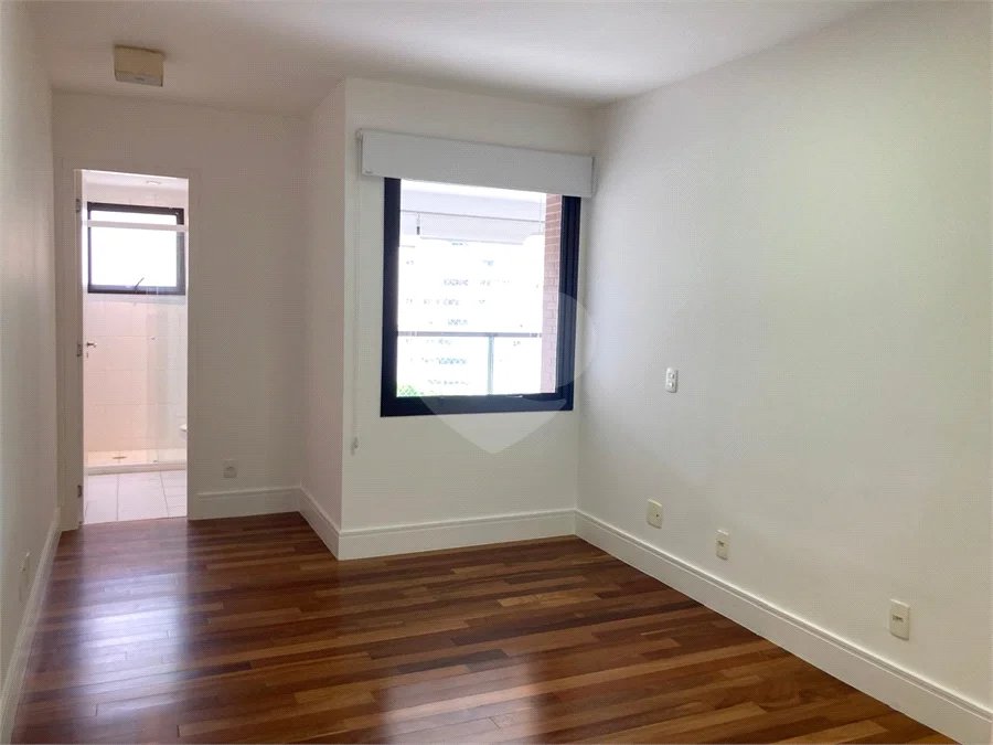 Apartamento para alugar com 4 suítes em Chácara Santo Antônio, São Paulo, SP