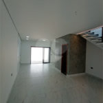 Casa com 155m² , 3 dormitórios , sendo 1 suíte , 4 vagas , à venda no Parque das Nações em Santo André.