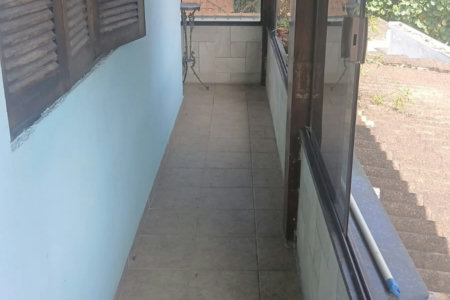 Casa à venda com 5 quartos, sendo 3 suítes, em Real, Praia Grande - SP