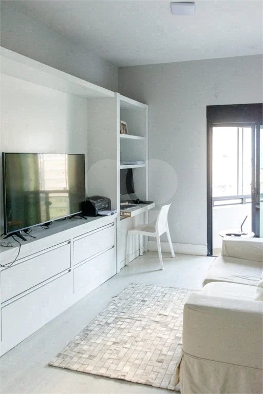 VILA NOVA CONCEIÇÃO - 216 M² - 4 VAGAS