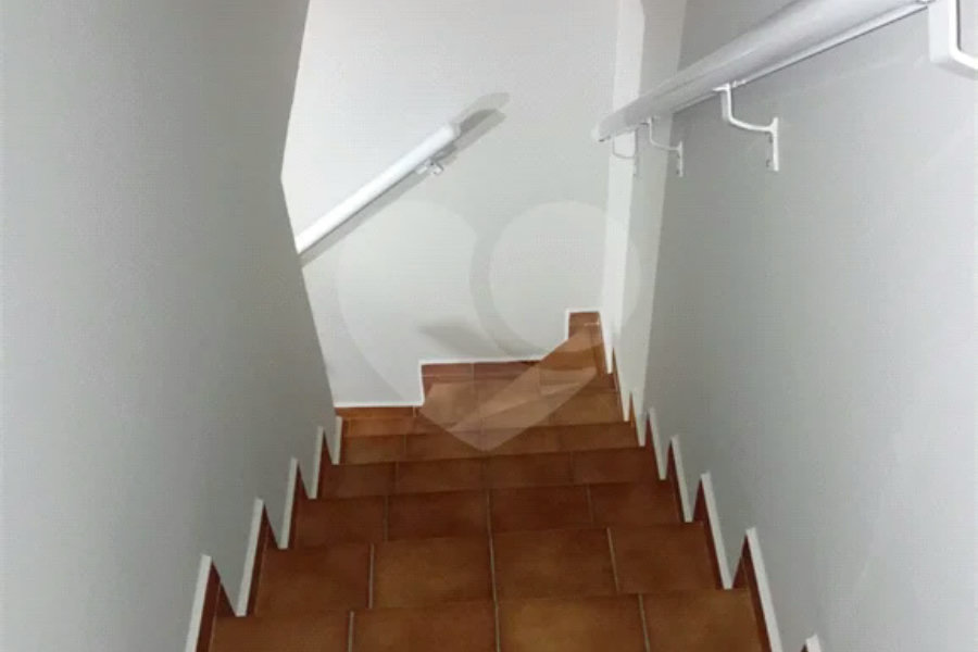 Sobrado com 3 dormitórios na Vila Ede