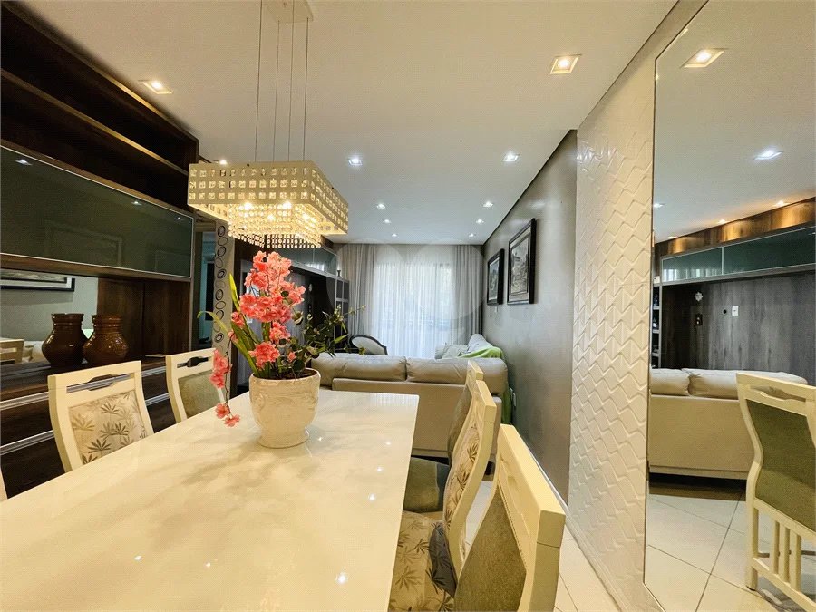 Apartamento pronto para mudar 69 m² c/ 2 Dormitórios e 1 Vaga -Condomínio Kentucky Próximo ao Shopping Metrópole!