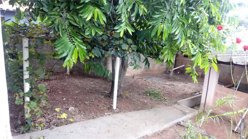 Terreno com 586,00 m² de área total na Vila Costa do Sol.