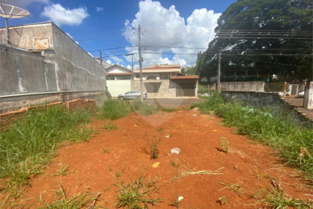 Terreno no Jardim São Carlos