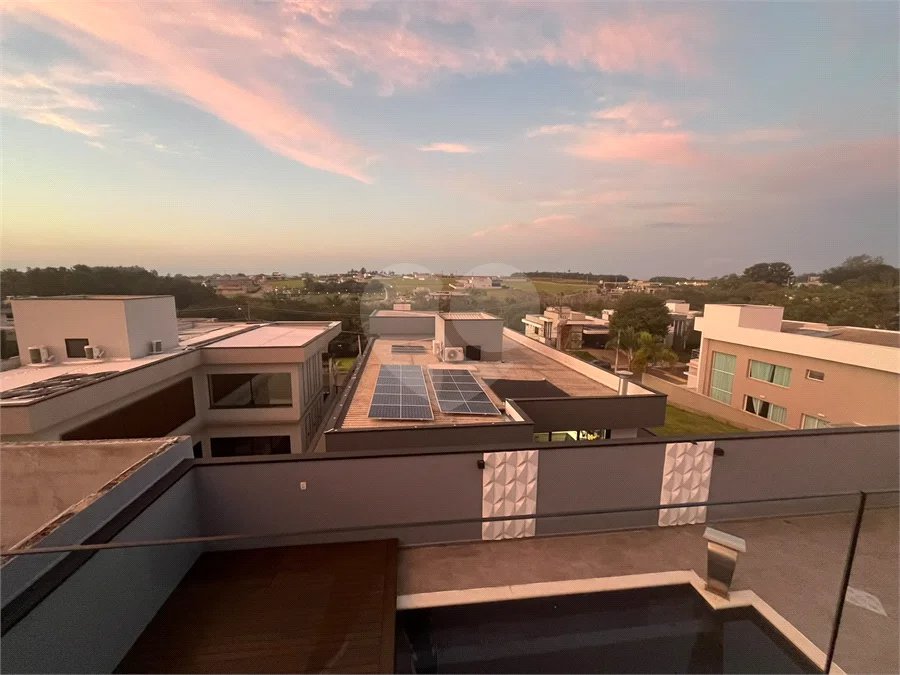 Casa de Alto Padrão à Venda – Condomínio Terra Magna | Indaiatuba/SP - Sofisticação, conforto e funcionalidade. Este magnífico sobrado possui 300 m² de área construída em um terreno de 420 m², com ambientes amplos, integrados e acabamentos de alto padrão. Destaques do imóvel - 4 dormitórios, sendo 3