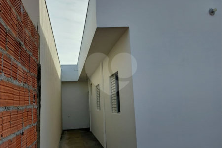 Casa á venda no Parque Industrial.