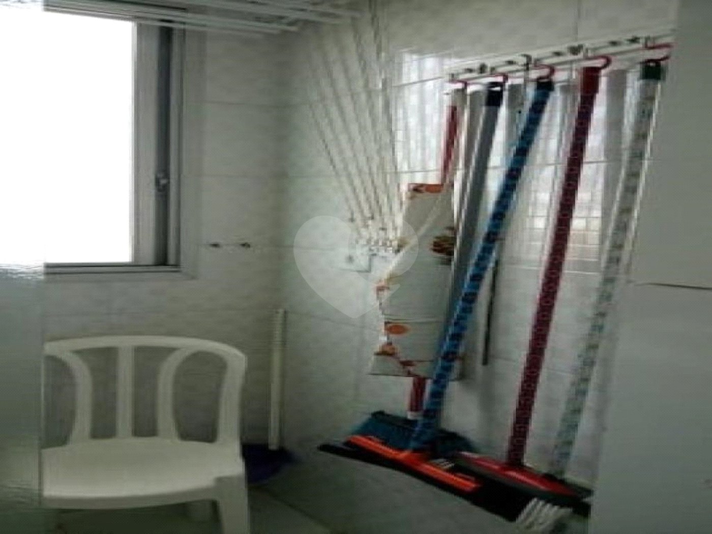 Excelente Apartamento de 02 dormitórios. Venha fazer uma Visita.