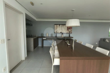 Excelente apartamento com 2 dormitórios