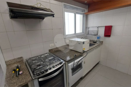 Apartamento de 3 quartos, mobiliado, para locação no Paraíso