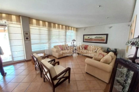 Sobrado no Condomínio Residencial Sabará