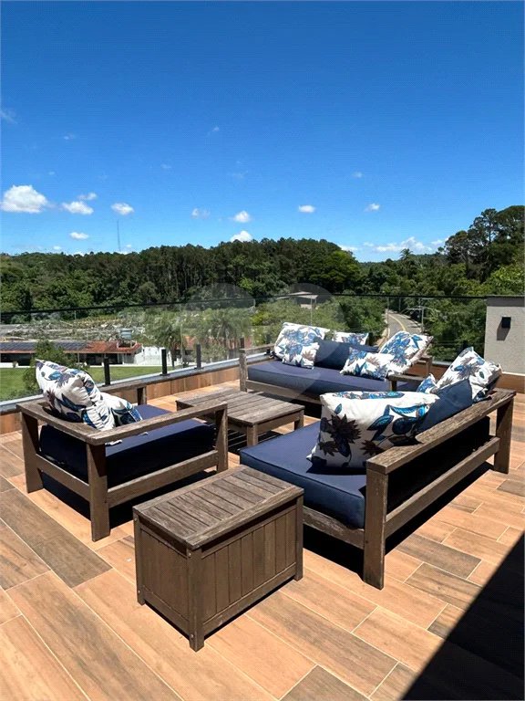 Belíssima Casa à venda com 453m², 4 suítes e 5 vagas de garagem em Atibaia!!!!