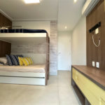 Apartamento à venda com 3 quartos, sendo 2 suítes,  em Riviera de São Lourenço, Bertioga, SP