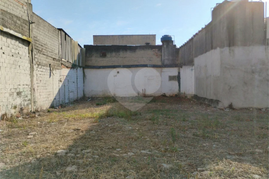 Terreno de 828 m² à venda no Ipiranga — Excelente oportunidade para investidores!