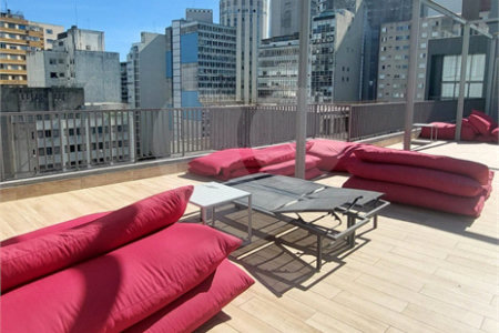Studio com 27,61 m² a venda na Consolação com sacada