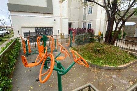 Apartamento no condomínio Monte Berlim