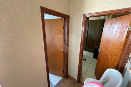 Casa para venda na Vila Carmem
