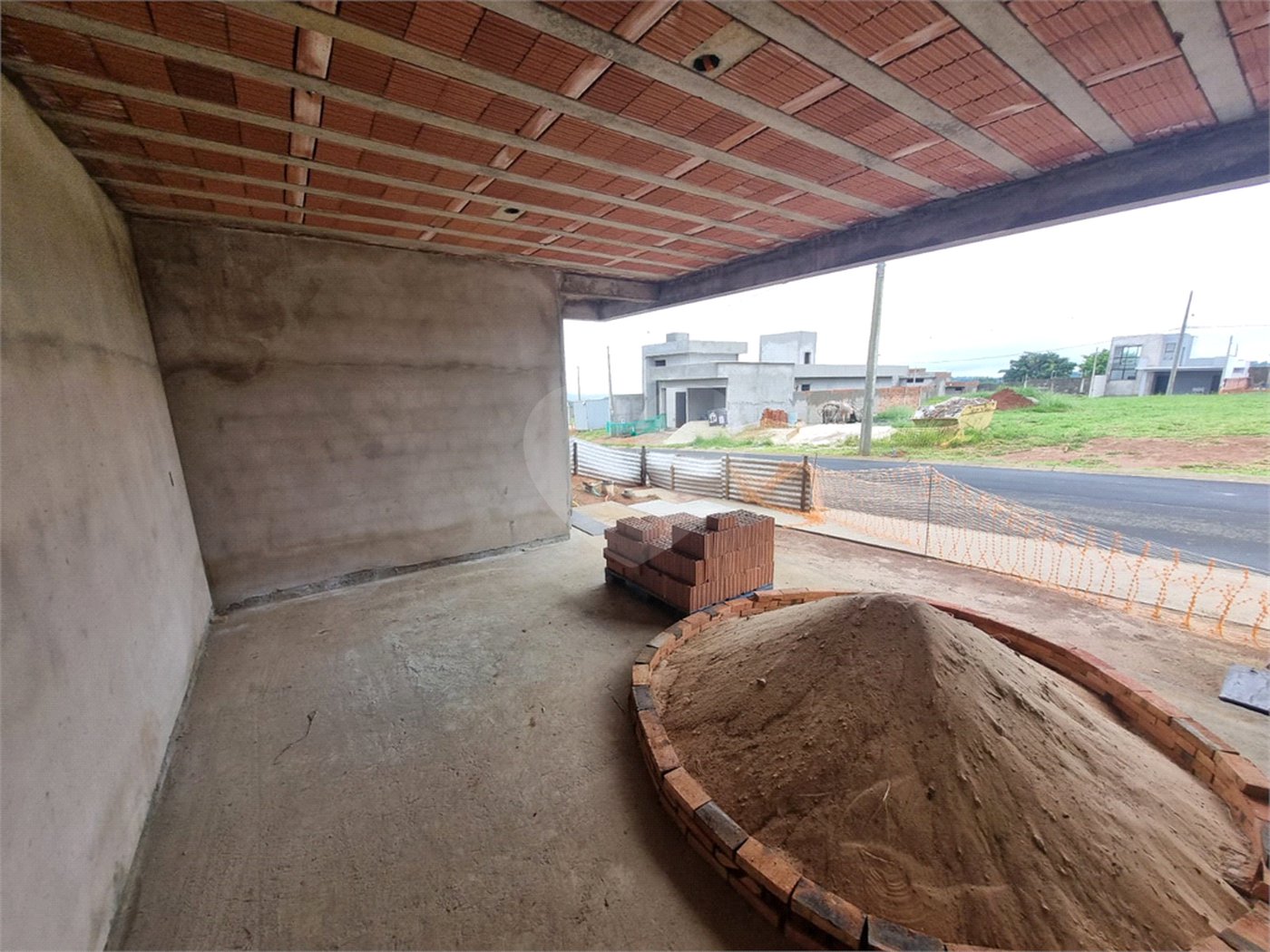 Casa térrea no residencial Villeneuve - São Carlos/SP
