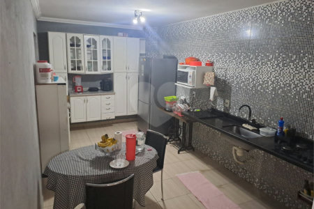 Casa à venda com 2 quartos, sendo 1 suíte,  em Jardim Primavera, Louveira, SP