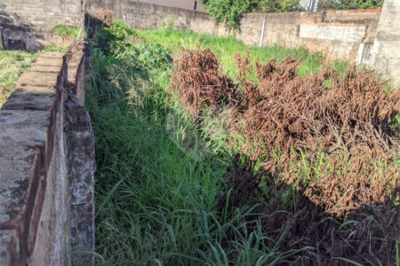 Terreno com 410,00 m² no bairro Vila Costa do Sol.