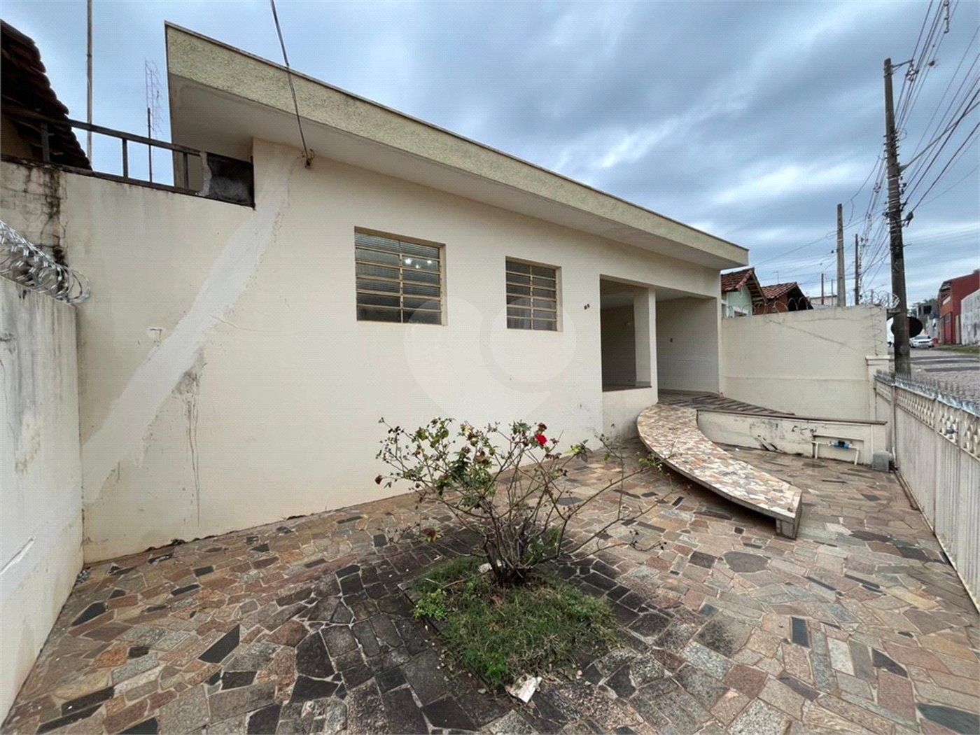 Casa a venda na Cidade Jardim com 3 dormitorios e 1 suite