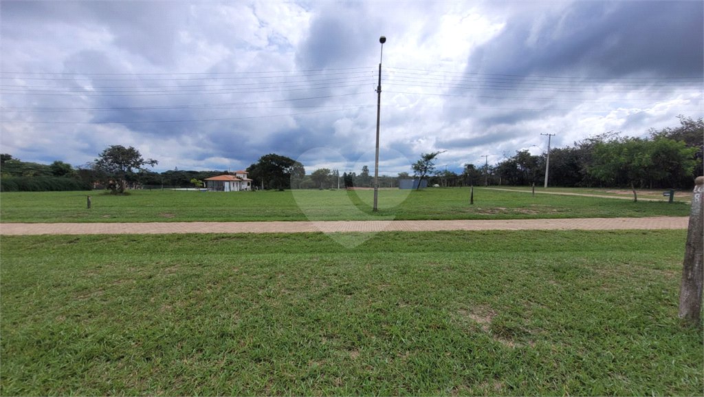 Loteamento no Condomínio Vila Pinhal do Broa