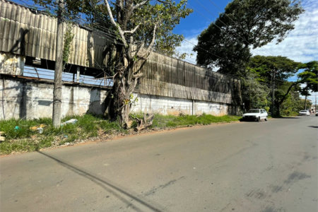 Terreno no Jardim Jockey Clube