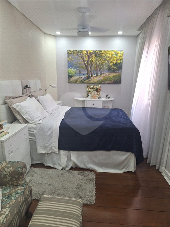 Excelente sobrado para venda com 250m², 3 quartos e 2 vagas de garagem na Aclimação!