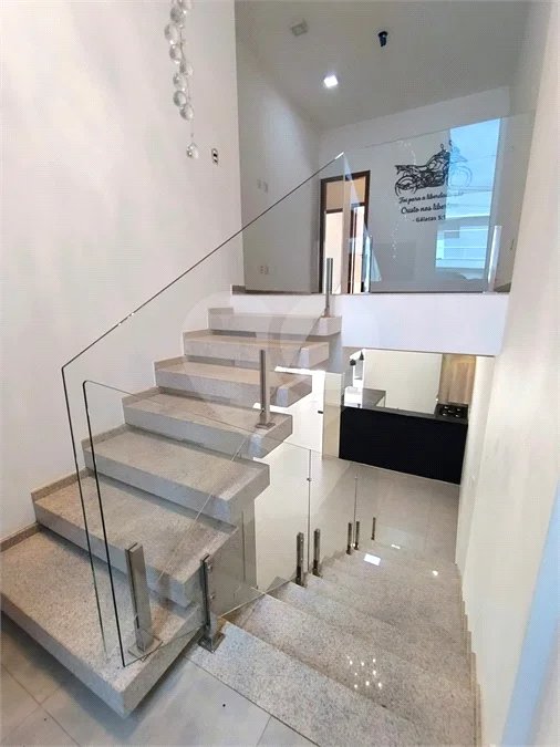 Casa à venda com 3 quartos, sendo 1 suíte,  no condomínio Reserva das Paineiras, Piracicaba - SP