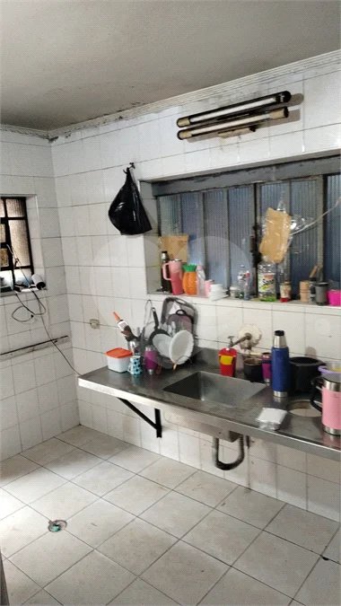 Casa à venda com 3 quartos, sendo 1 suíte,  em Bom Retiro, São Paulo, SP