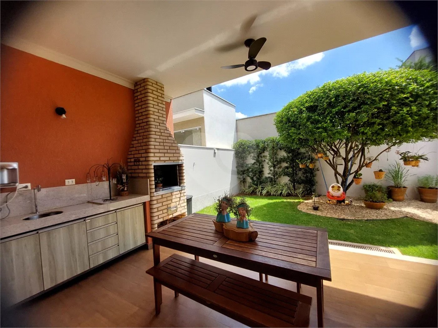 Lindo Sobrado Convívio São Francisco - R$ 980.000,00