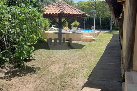 Chácara no Lagoa Dourada .