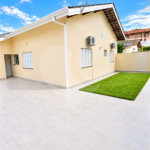 Casa em Condômino com 3 suítes para Locação