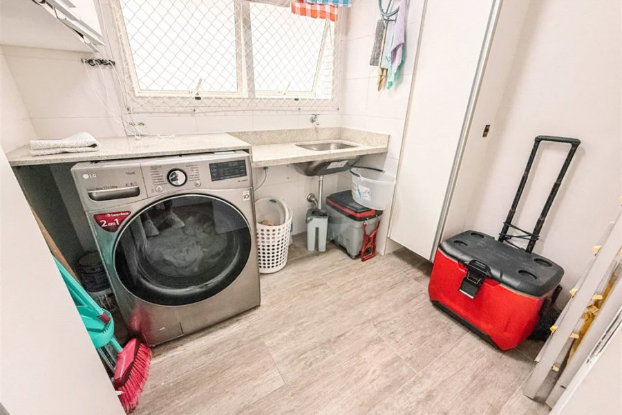 Apartamento à venda com 3 suítes em Riviera de São Lourenço, Bertioga, SP
