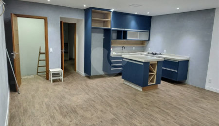 Sobrado à venda com 4 quartos, sendo 1 suíte, em Tucuruvi, São Paulo, SP