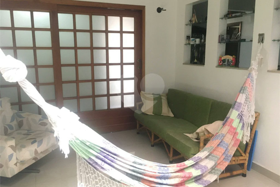 São Dimas - Excelente casa no bairro São Dimas.