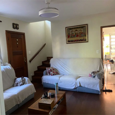 Casa Ampla à Venda no Jardim Bonfiglioli com Área Gourmet e 4 Quartos!