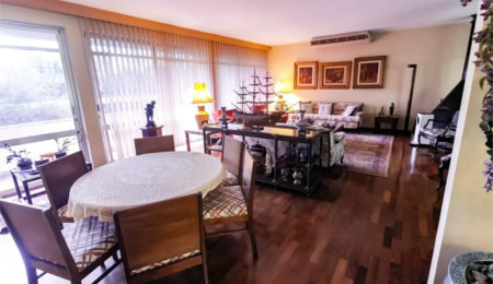 Sobrado à venda com 4 quartos, sendo 3 suítes,  em Vila Sônia, São Paulo, SP