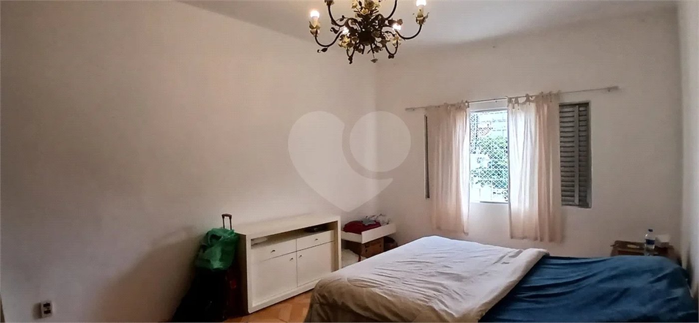 Casa Térrea à Venda na Vila Guilherme com 03 Quartos por R$ 851.000,00