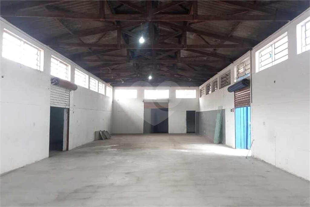 Galpão Comercial com 370m² para venda e locação na Vila Guarani – Excelente Oportunidade para Empresas