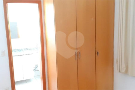 Apartamento no Condomínio Maktub.