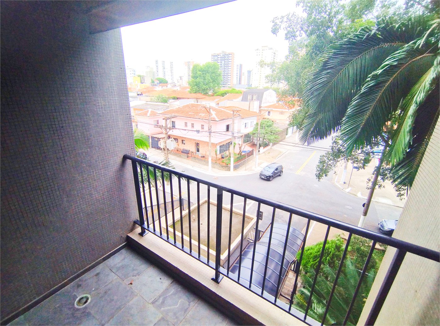 Apartamento - Próximo do metro Saúde - 2 quartos - 1 suíte - varanda - 2 vagas