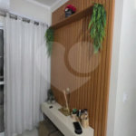Indaiatuba - Condomínio Grand Ville - Apto mobiliado - Locação - R$ 3.000,00 - condominio - R$ 620,82 - IPTU - R$ 102,83- Apartamento 63m³ - 3 quartos - Apartamento semi mobiliado com ar condicionado - 1 quarto suíte. Inclui cama box Queen e guarda roupa modulado grande. 1 quarto com guarda-roupas.