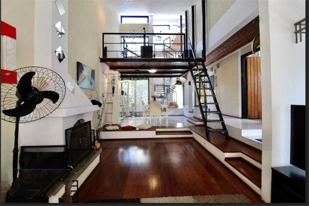 Casa à venda ou para alugar com 4 quartos, sendo 2 suítes, em Brooklin, São Paulo, SP